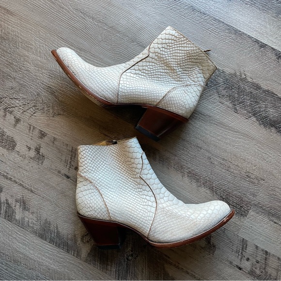 idyllwind boots women’s 8.5 Miranda lambert white bone western booties leather - Picture 3 of 9